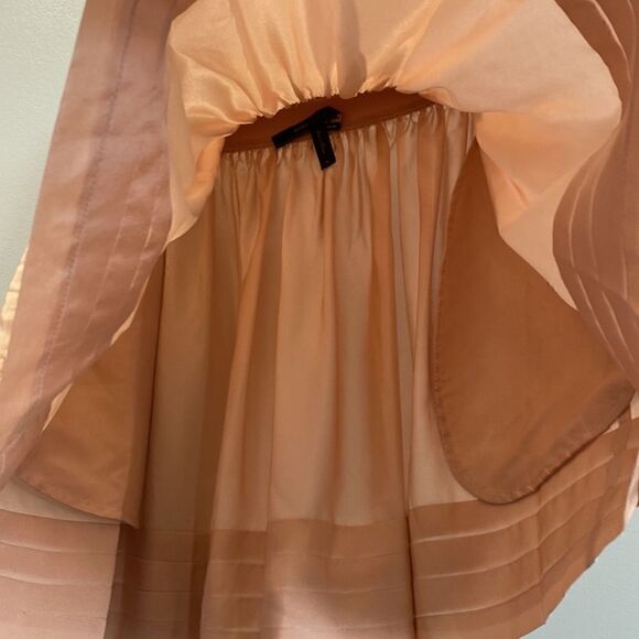 BCBGMaxAzria Sulvie Powder Pink Silk Mini Skirt - Picture 3 of 6